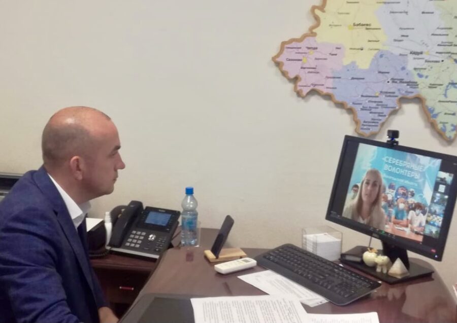 «Серебряные» волонтеры Комплексного центра приняли участие в образовательном форуме добровольцев «Точка роста»