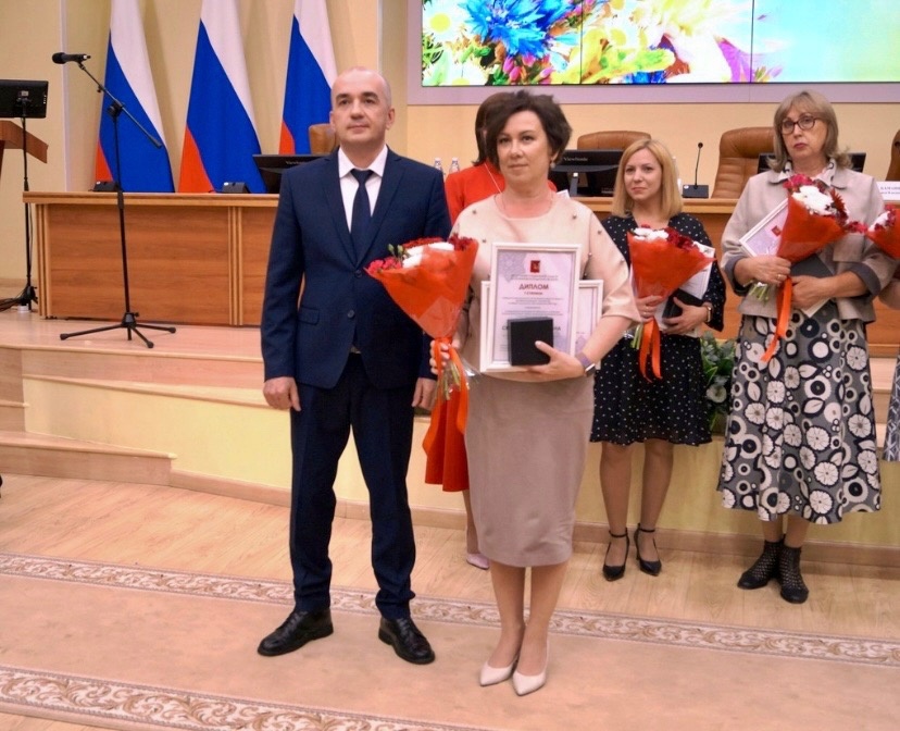 Руководитель Комплексного центра Светлана Петрова вошла в число победителей регионального этапа Всероссийского профессионального мастерства в сфере социального обслуживания