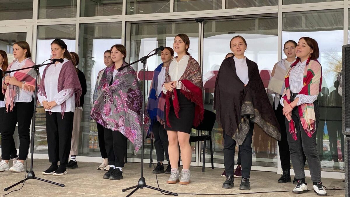 В Комплексном центре прошла череда праздничных мероприятий, посвящённых Дню пожилого человека