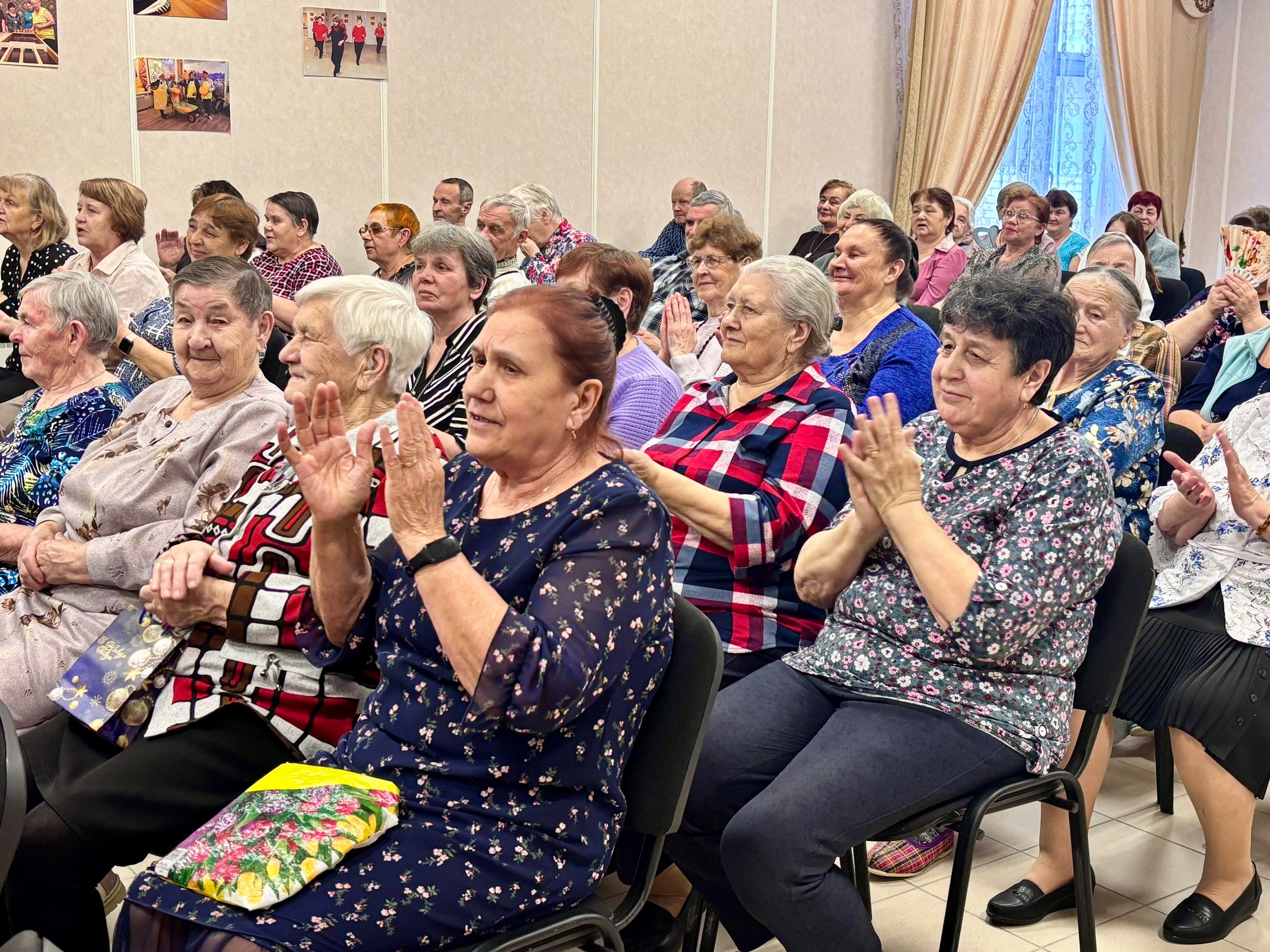 Дарим улыбки и хорошее настроение