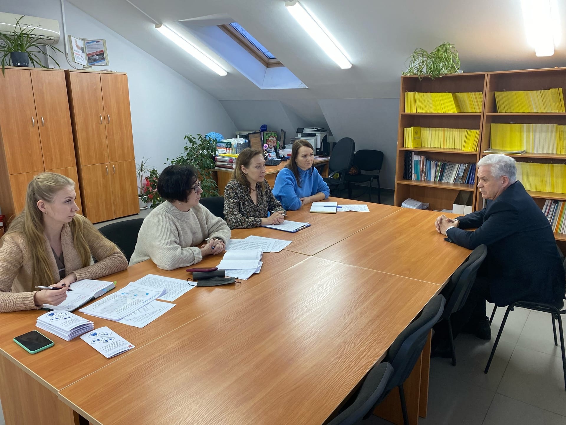 Вопросы межведомственного взаимодействия обсудили в Комплексном центре